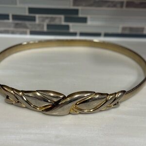 The Leather Shop Belt Women's Gold Toned Stretch Belt 30" 90's 80's Disco Vibes